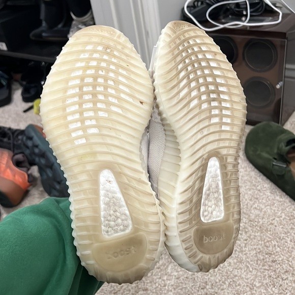 Yeezy 350 V2 “Bone” - Picture 3 of 3